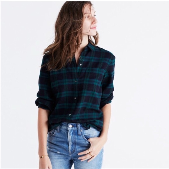 Madewell Tops - Madewell Ex-Boyfriend Shirt in Dark Plaid